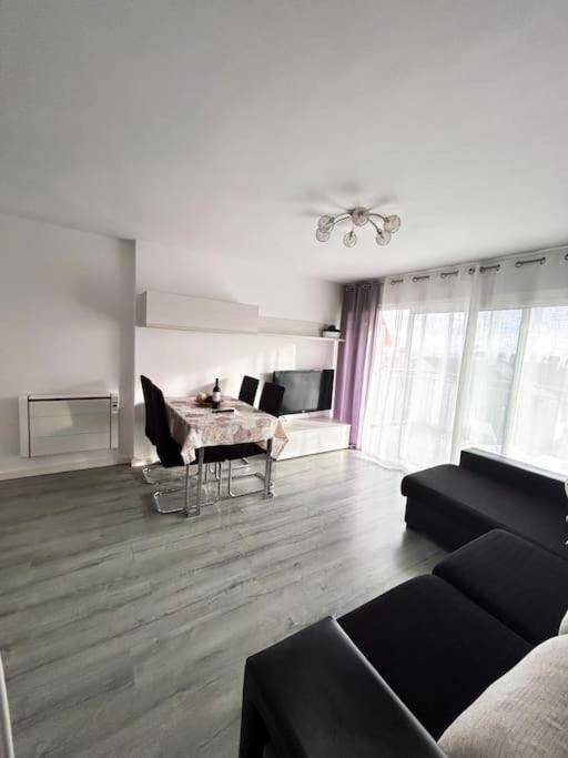 Precioso apartamento en la playa Barcelona Cabrera de Mar Exterior foto