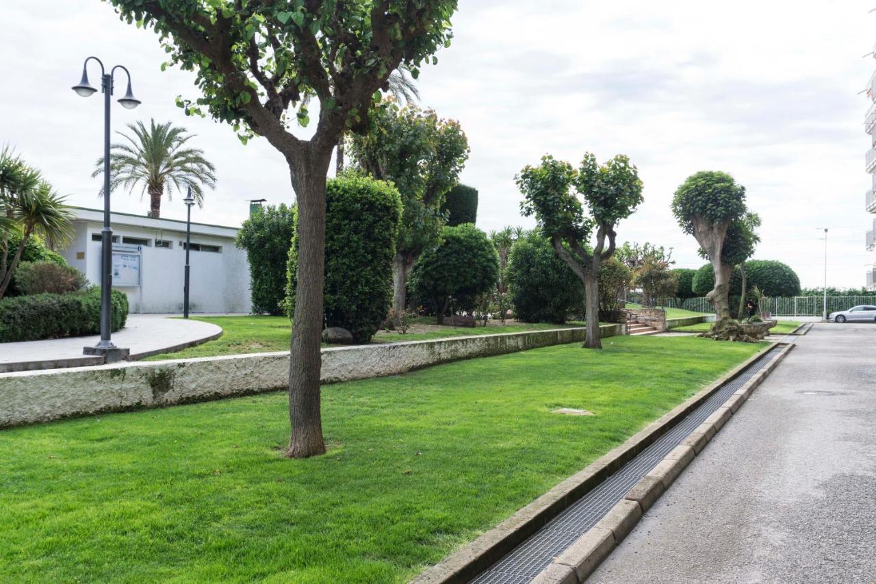 Precioso apartamento en la playa Barcelona Cabrera de Mar Exterior foto